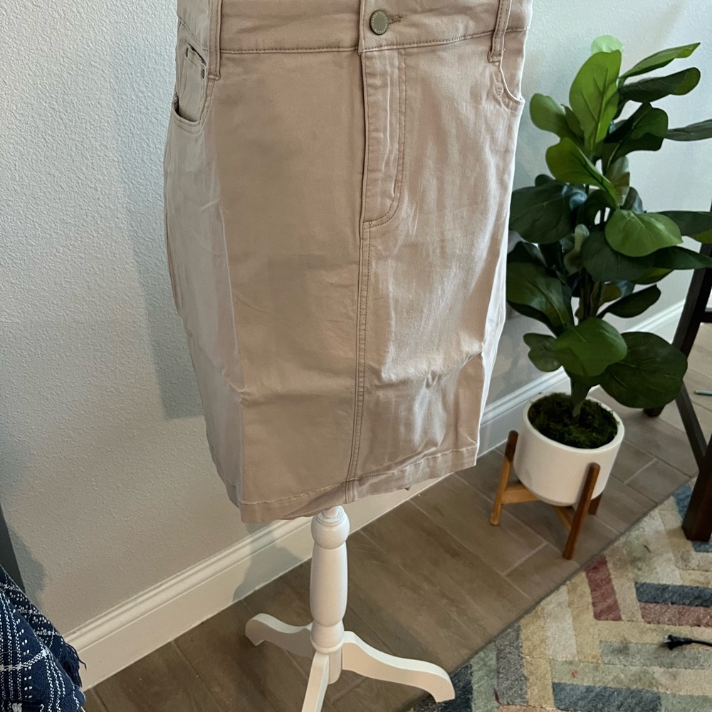 Charter Club Tan denim style skirt NWT